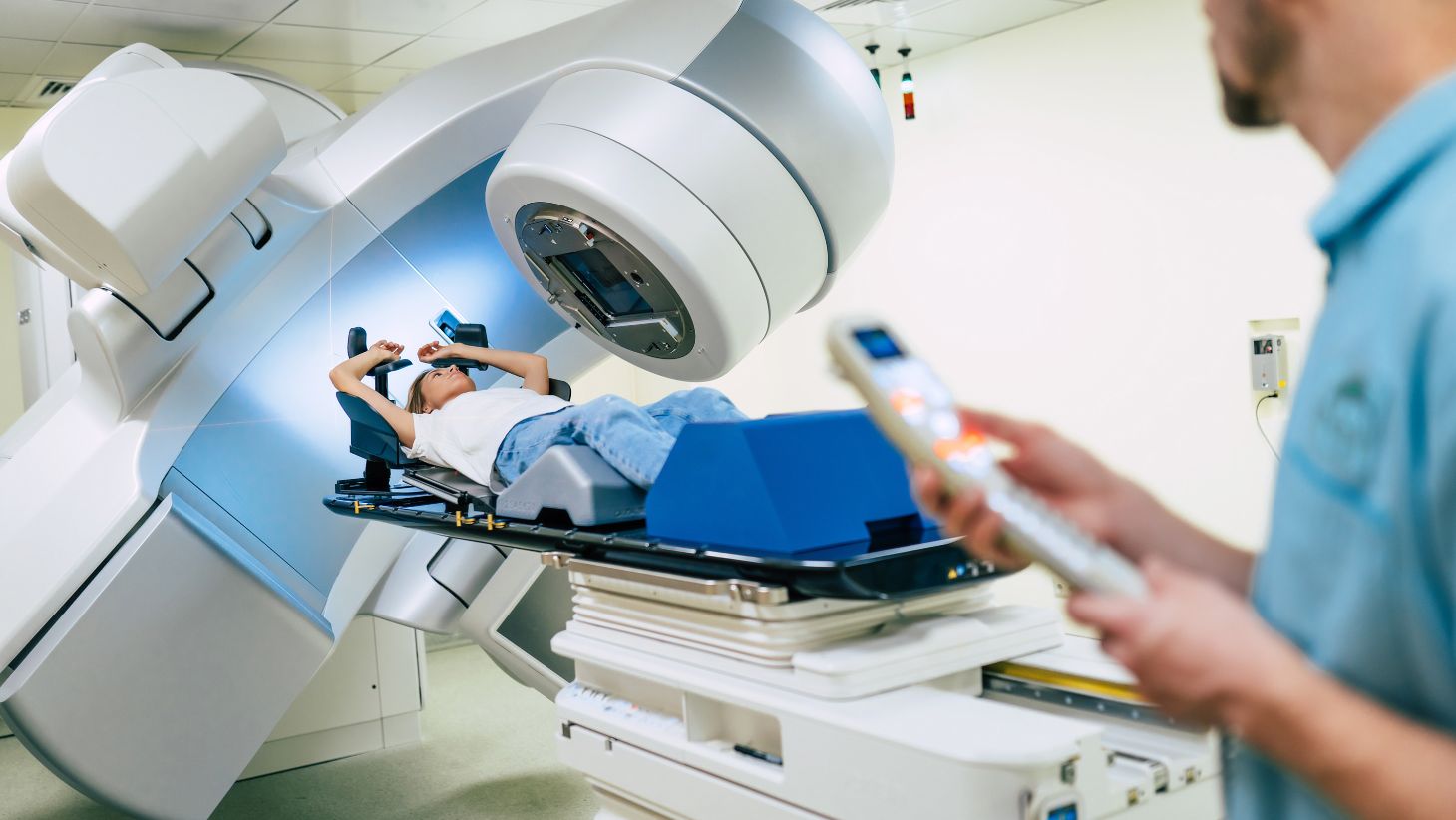 Pros and Cons of Treating Cancer with Radiation Therapy